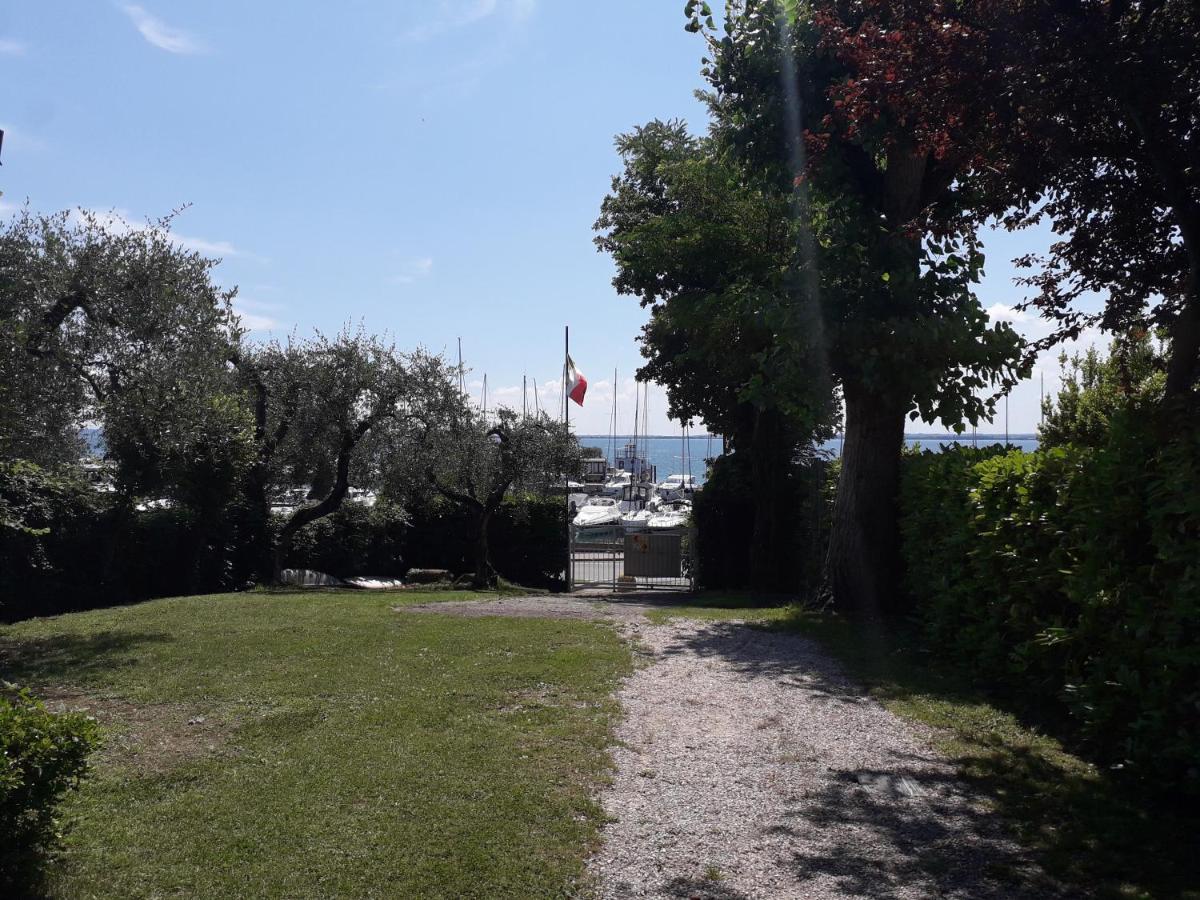 Campeggio Bruno Moniga del Garda Luaran gambar
